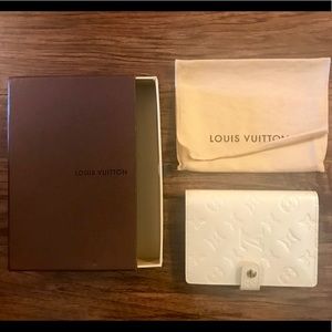 Authentic Louis Vuitton Vernis Agenda EUC